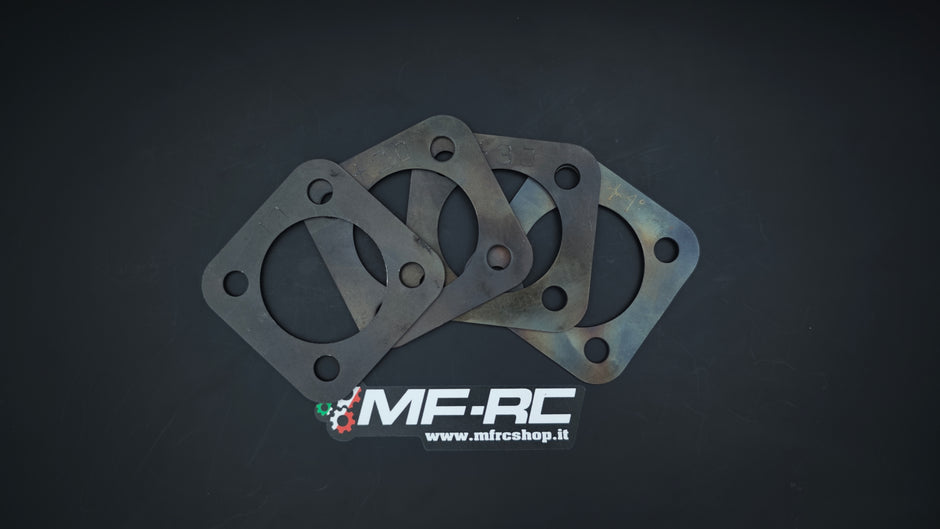 Piastre di regolazione camber / convergenza per ponte posteriore Clio Gr.A, Clio 2 Rs, Citroen C2 R2 e Peugeot 106 con appositi mozzetti
